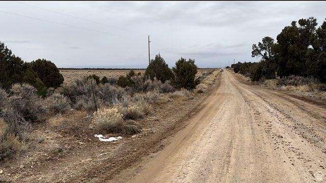 10 Acres of Recreational Land & Farm for Sale in Monticello, Utah