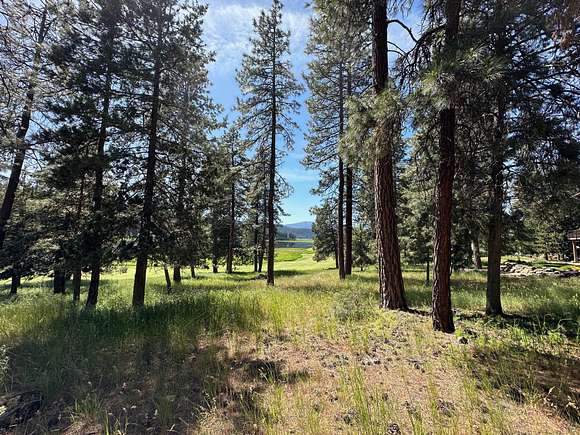 0.41 Acres of Residential Land for Sale in Klamath Falls, Oregon