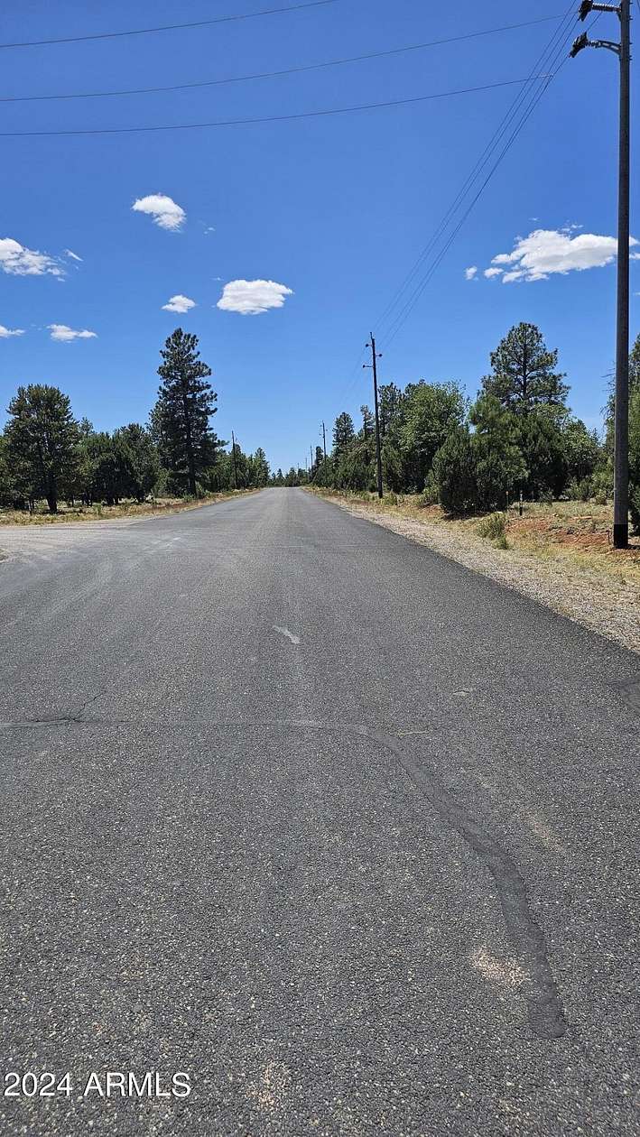 5 Acres of Residential Land for Sale in Happy Jack, Arizona