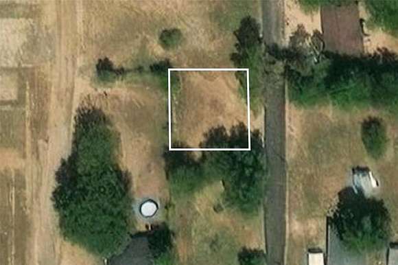 0.096 Acres of Land for Sale in Pittsburg, Texas