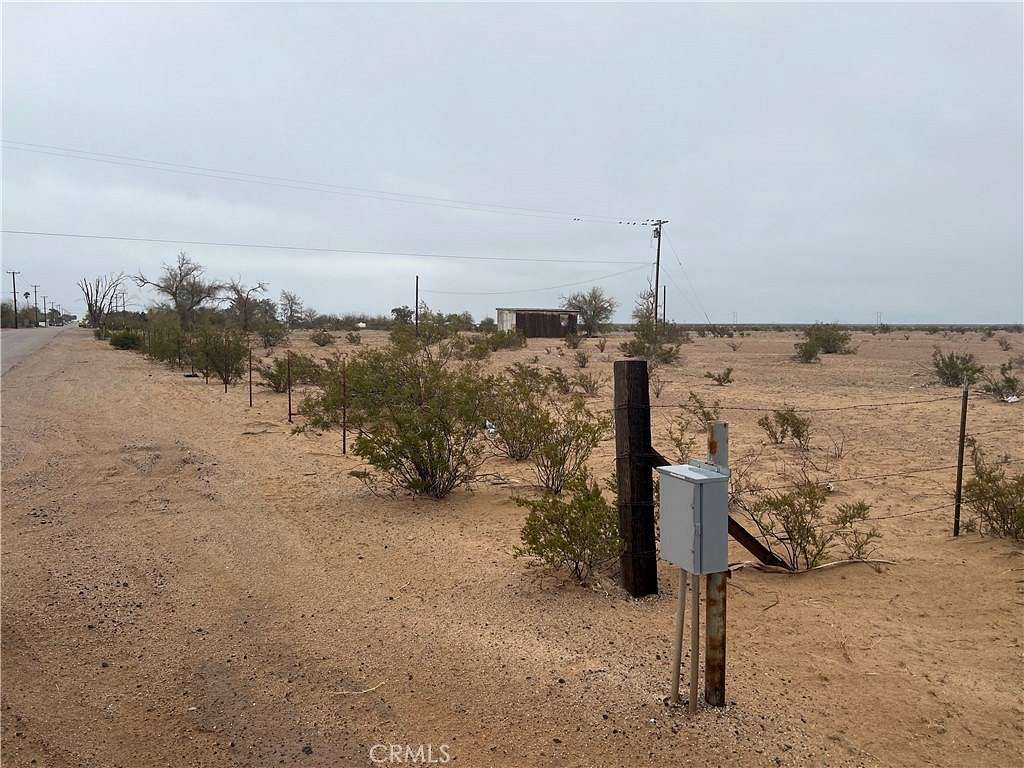 9.9 Acres of Land for Sale in Blythe, California