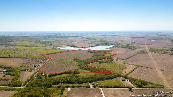 69 Acres of Agricultural Land for Sale in Kingsbury, Texas