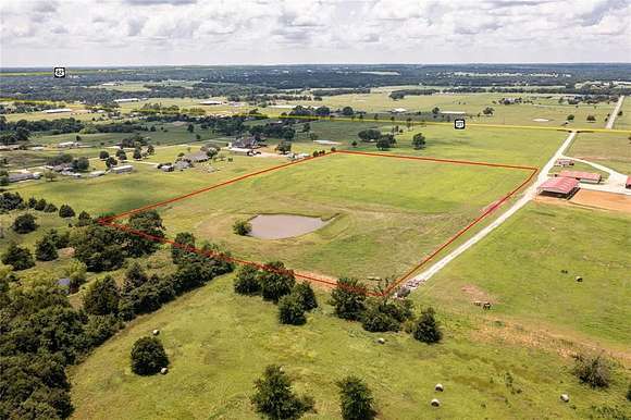 11.6 Acres of Mixed-Use Land for Sale in Whitesboro, Texas