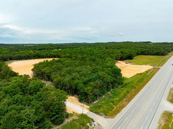 25 Acres of Land for Sale in Cave City, Arkansas