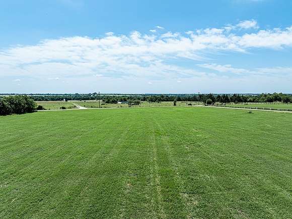 11 Acres of Land for Sale in Round Top, Texas