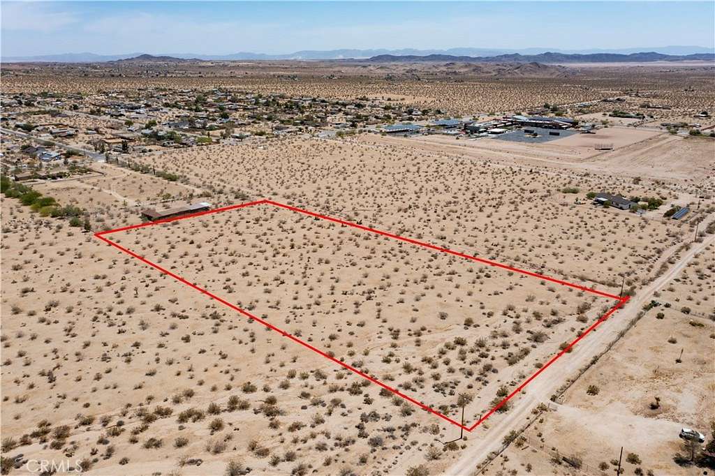 5 Acres of Residential Land for Sale in Joshua Tree, California