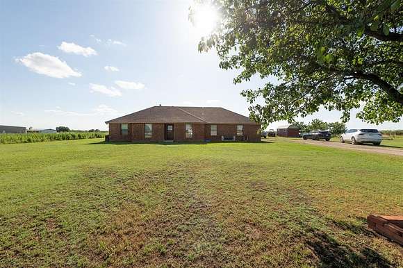 4.83 Acres of Residential Land with Home for Sale in Wichita Falls, Texas