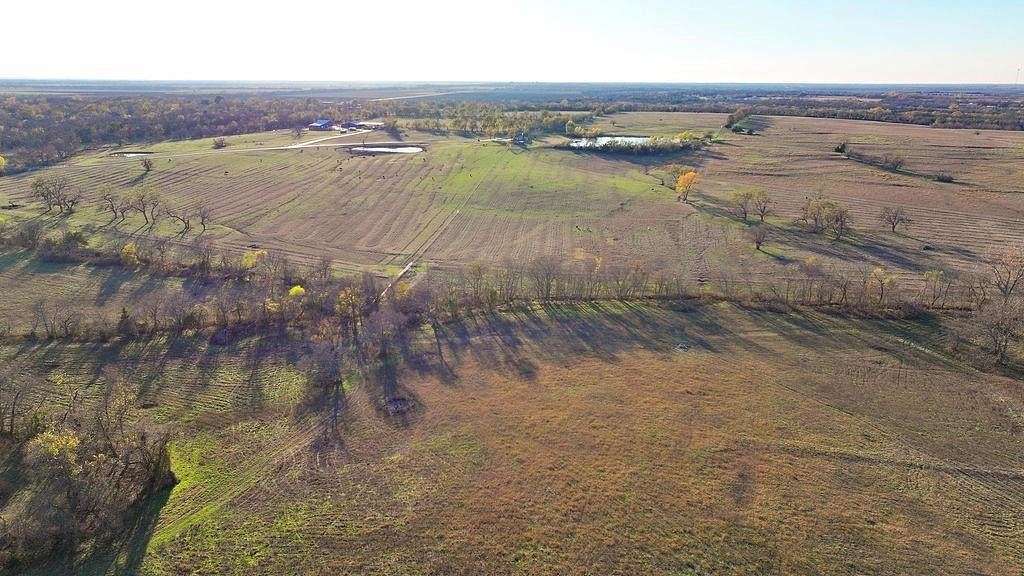 13 Acres of Land for Sale in Honey Grove, Texas