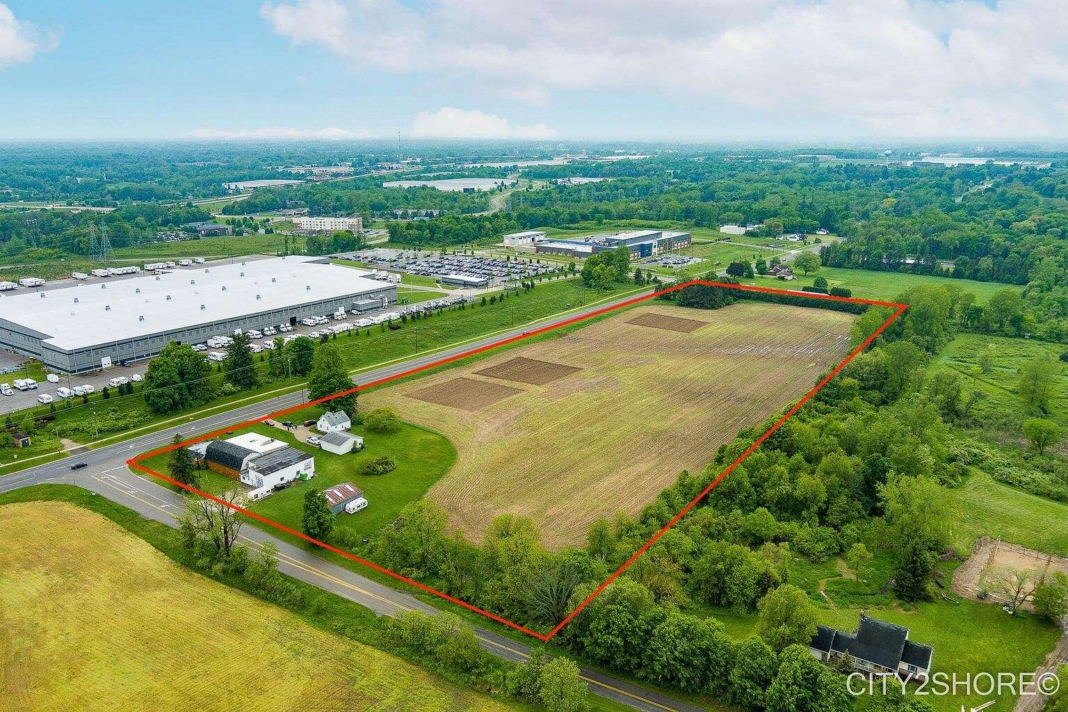 17.4 Acres of Improved Commercial Land for Sale in Grand Rapids, Michigan
