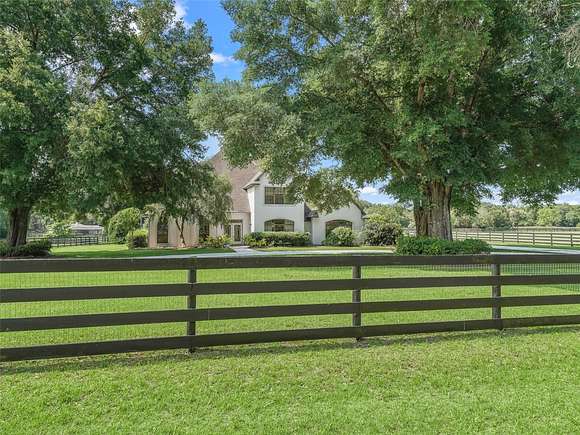3.1 Acres of Residential Land with Home for Sale in Ocala, Florida
