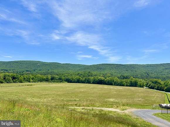 23 Acres of Land for Sale in Fort Valley, Virginia