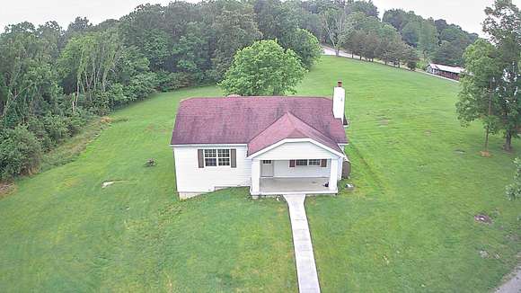 13.8 Acres of Recreational Land with Home for Sale in Monticello, Kentucky