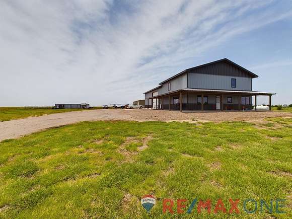 2.5 Acres of Residential Land with Home for Sale in Sublette, Kansas