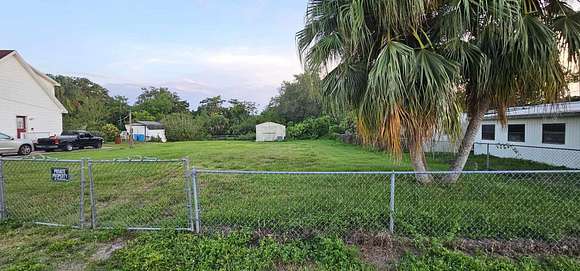 0.21 Acres of Residential Land for Sale in Okeechobee, Florida