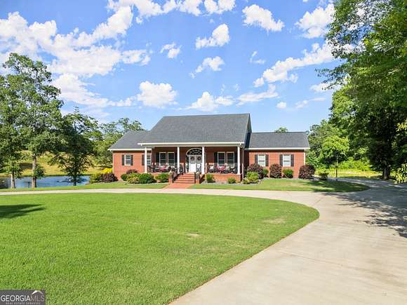 6.4 Acres of Residential Land with Home for Sale in Winder, Georgia