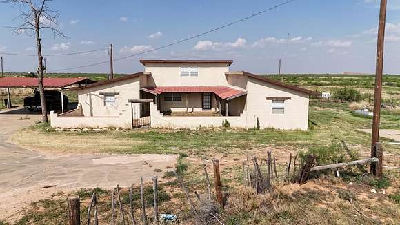6 Acres of Residential Land with Home for Sale in Stanton, Texas