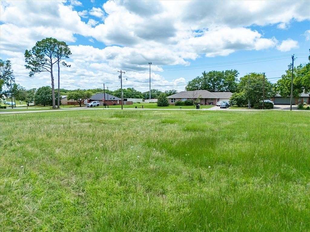 0.298 Acres of Residential Land for Sale in Pilot Point, Texas