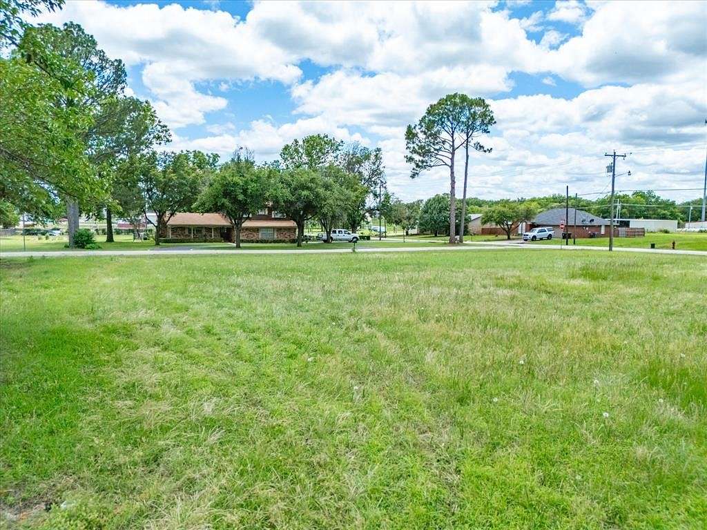 0.296 Acres of Residential Land for Sale in Pilot Point, Texas