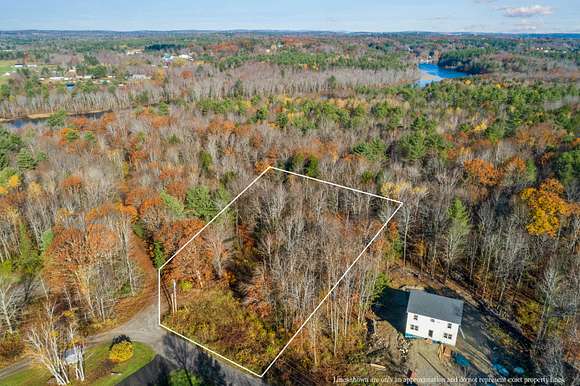 0.94 Acres of Residential Land for Sale in Gardiner, Maine