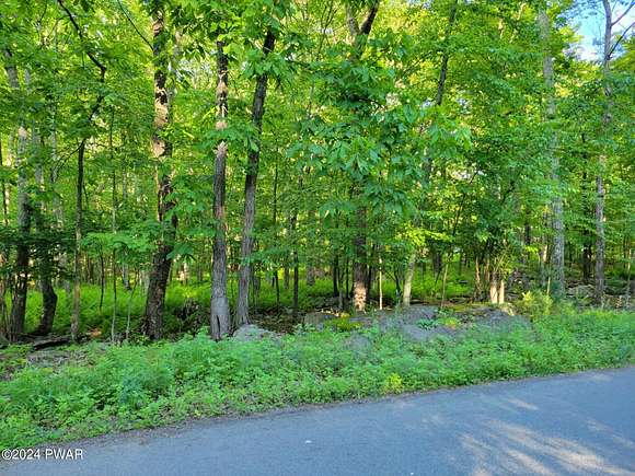 1.07 Acres of Land for Sale in Dingmans Ferry, Pennsylvania