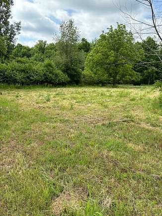 1 Acre of Residential Land for Sale in Lawrence, Michigan