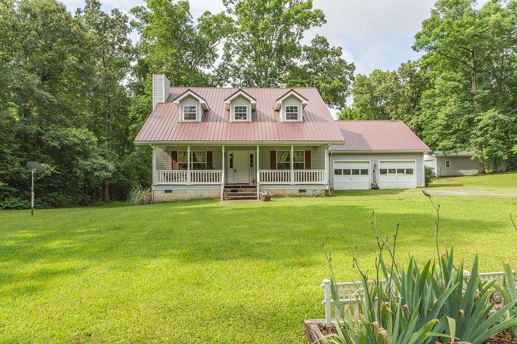 6.1 Acres of Residential Land with Home for Sale in Resaca, Georgia