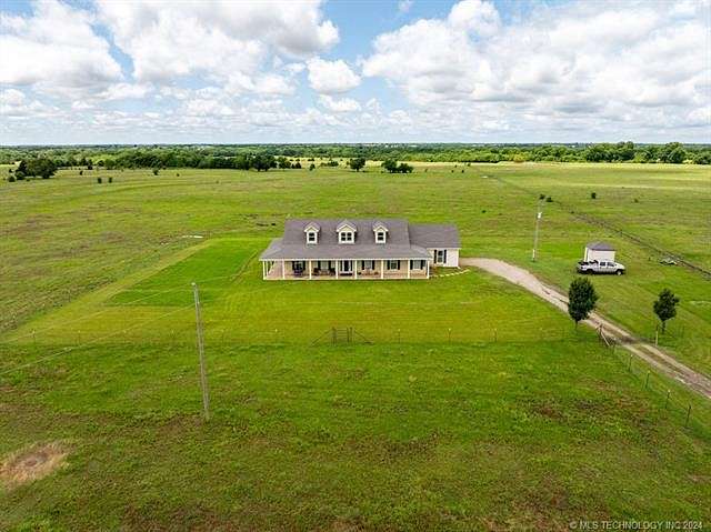 39.6 Acres of Agricultural Land with Home for Sale in Durant, Oklahoma