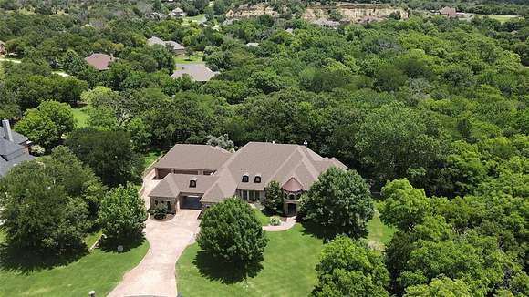 9.5 Acres of Land with Home for Sale in Fort Worth, Texas