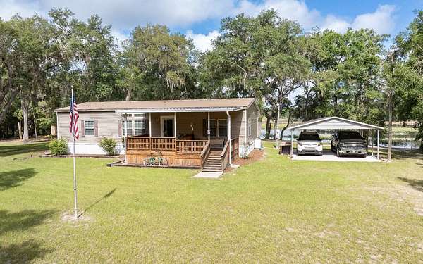 38 Acres of Land with Home for Sale in Mayo, Florida