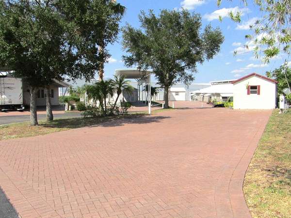 0.09 Acres of Residential Land for Sale in Davenport, Florida