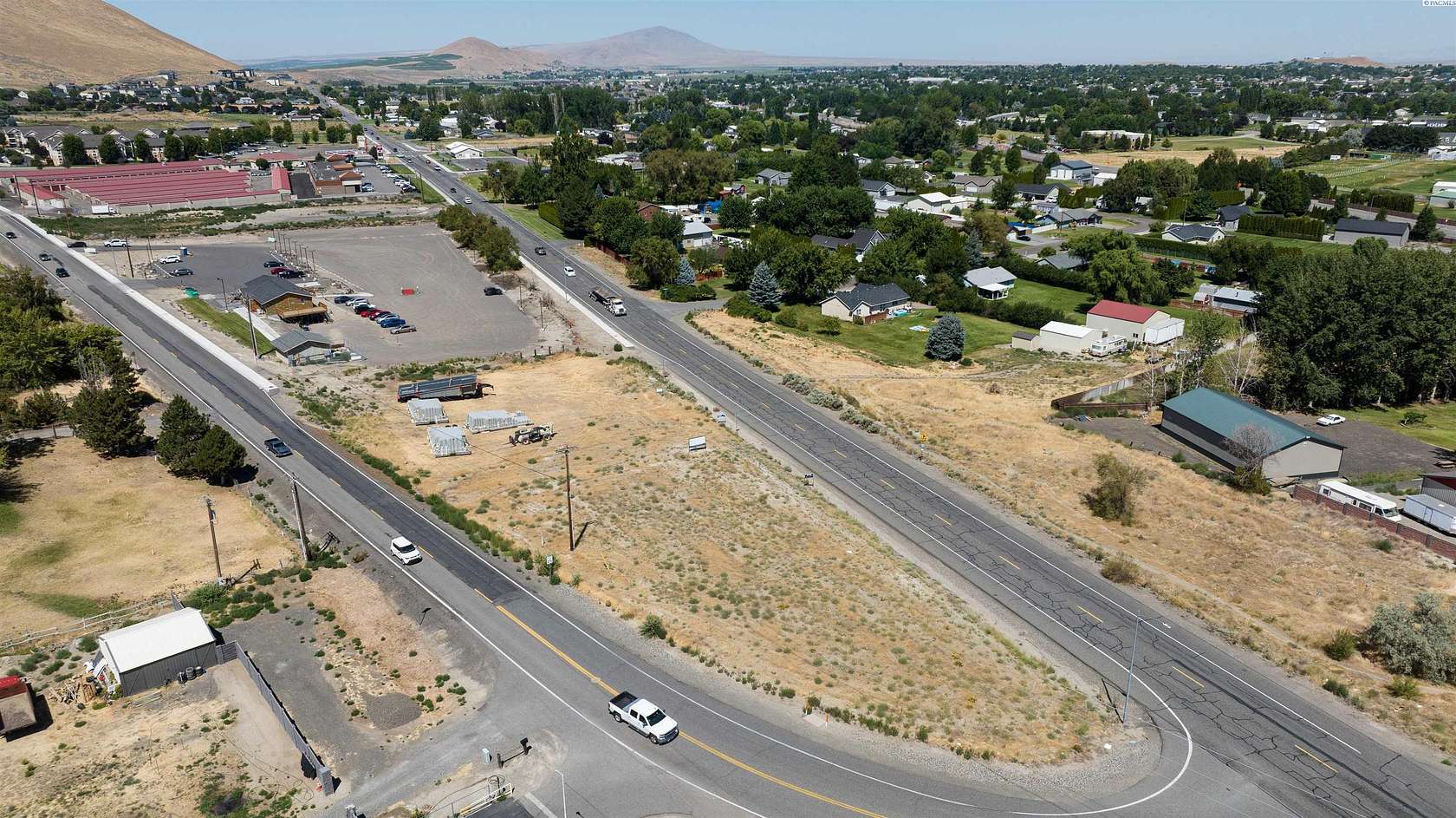 0.96 Acres of Commercial Land for Sale in West Richland, Washington