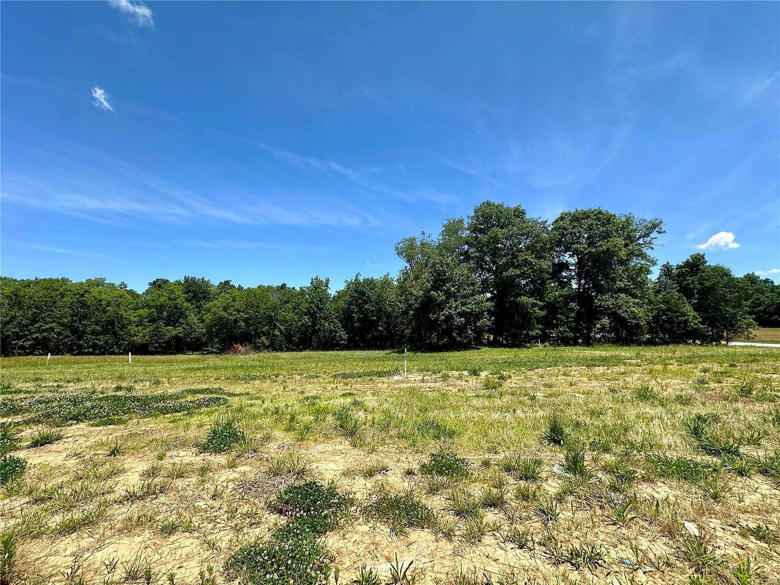 1.1 Acres of Residential Land for Sale in Waterloo, Illinois