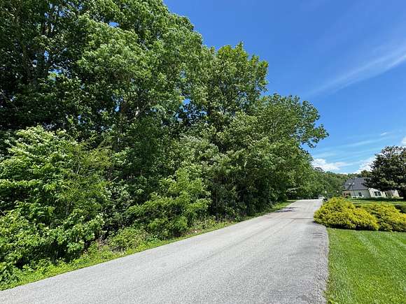 0.94 Acres of Residential Land for Sale in London, Kentucky