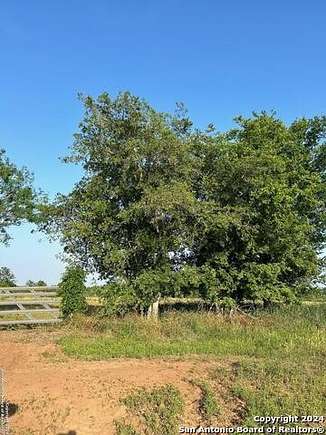 2.5 Acres of Residential Land for Sale in Atascosa, Texas