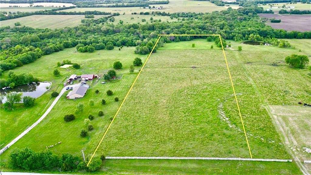 9.7 Acres of Residential Land for Sale in Paola, Kansas
