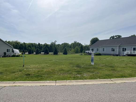 Residential Land for Sale in Greenville, Michigan