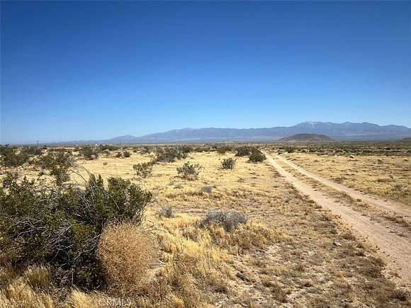 2.501 Acres of Land for Sale in Palmdale, California