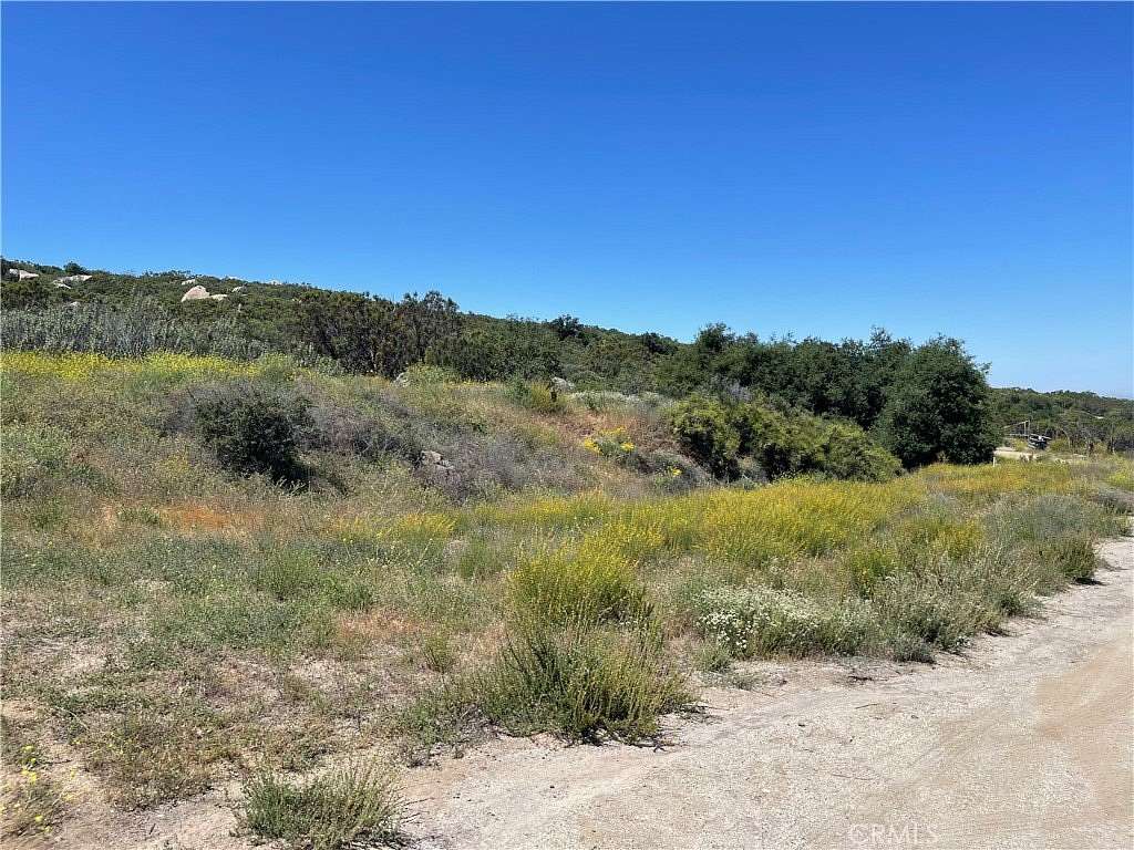 2.5 Acres of Land for Sale in Hemet, California