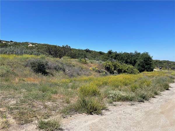 2.5 Acres of Land for Sale in Hemet, California