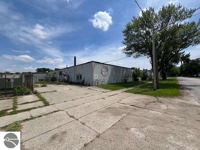 7.4 Acres of Commercial Land for Sale in Alma, Michigan
