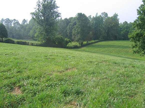 5.3 Acres of Land for Sale in Jamestown, Kentucky