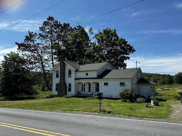 2.5 Acres of Residential Land with Home for Sale in Harpersfield, New York