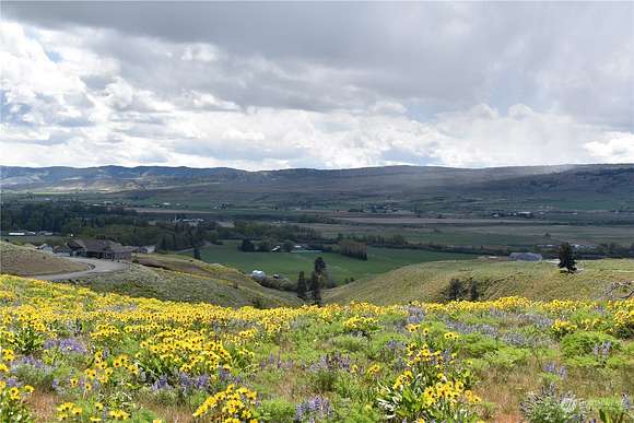 9 Acres of Residential Land for Sale in Ellensburg, Washington