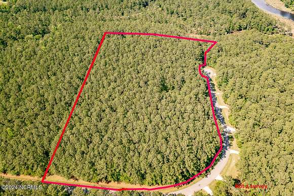9.7 Acres of Residential Land for Sale in Oriental, North Carolina