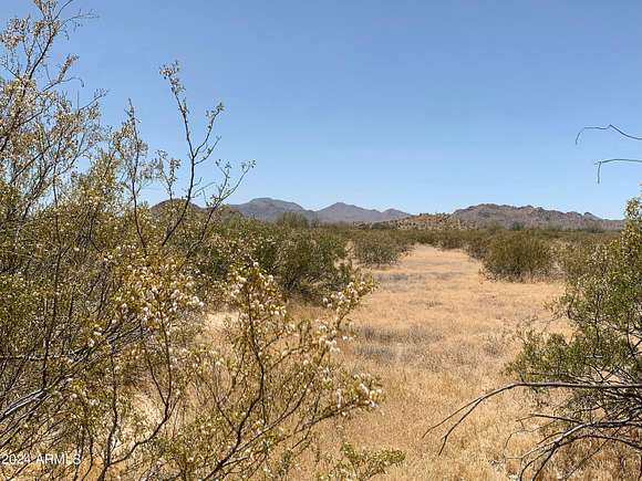 1.5 Acres of Land for Sale in Maricopa, Arizona