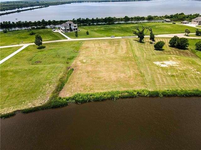 1.29 Acres of Residential Land for Sale in Madisonville, Louisiana