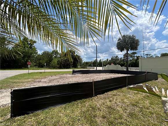 Residential Land for Sale in Naples, Florida