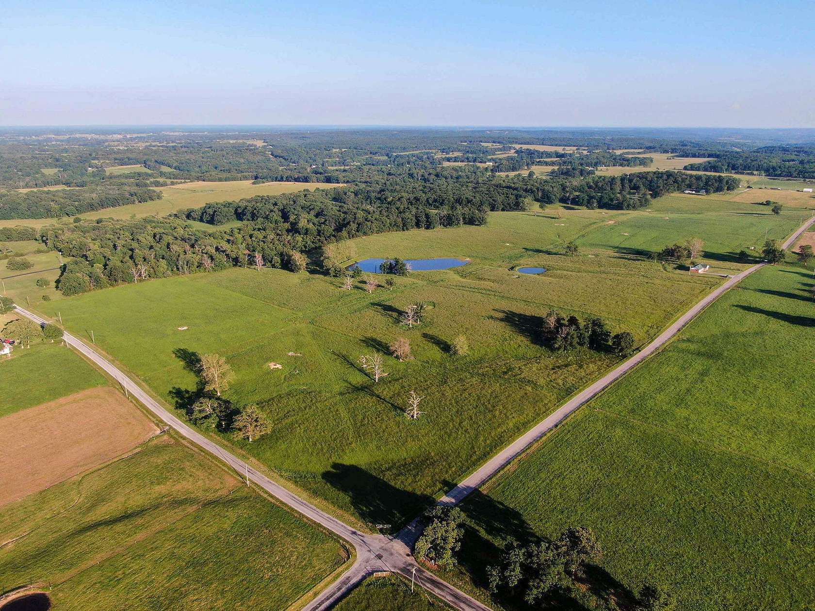 12.7 Acres of Land for Sale in Aurora, Missouri