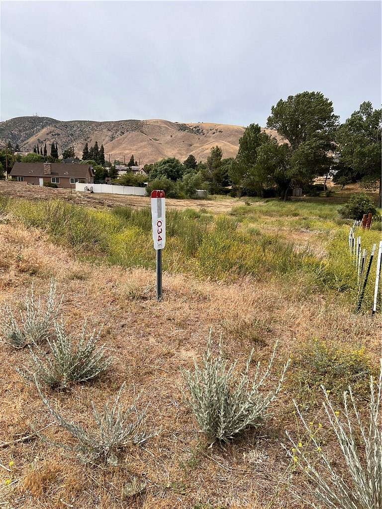 0.22 Acres of Residential Land for Sale in Lake Hughes, California