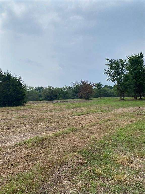 2.4 Acres of Land for Sale in Kaufman, Texas